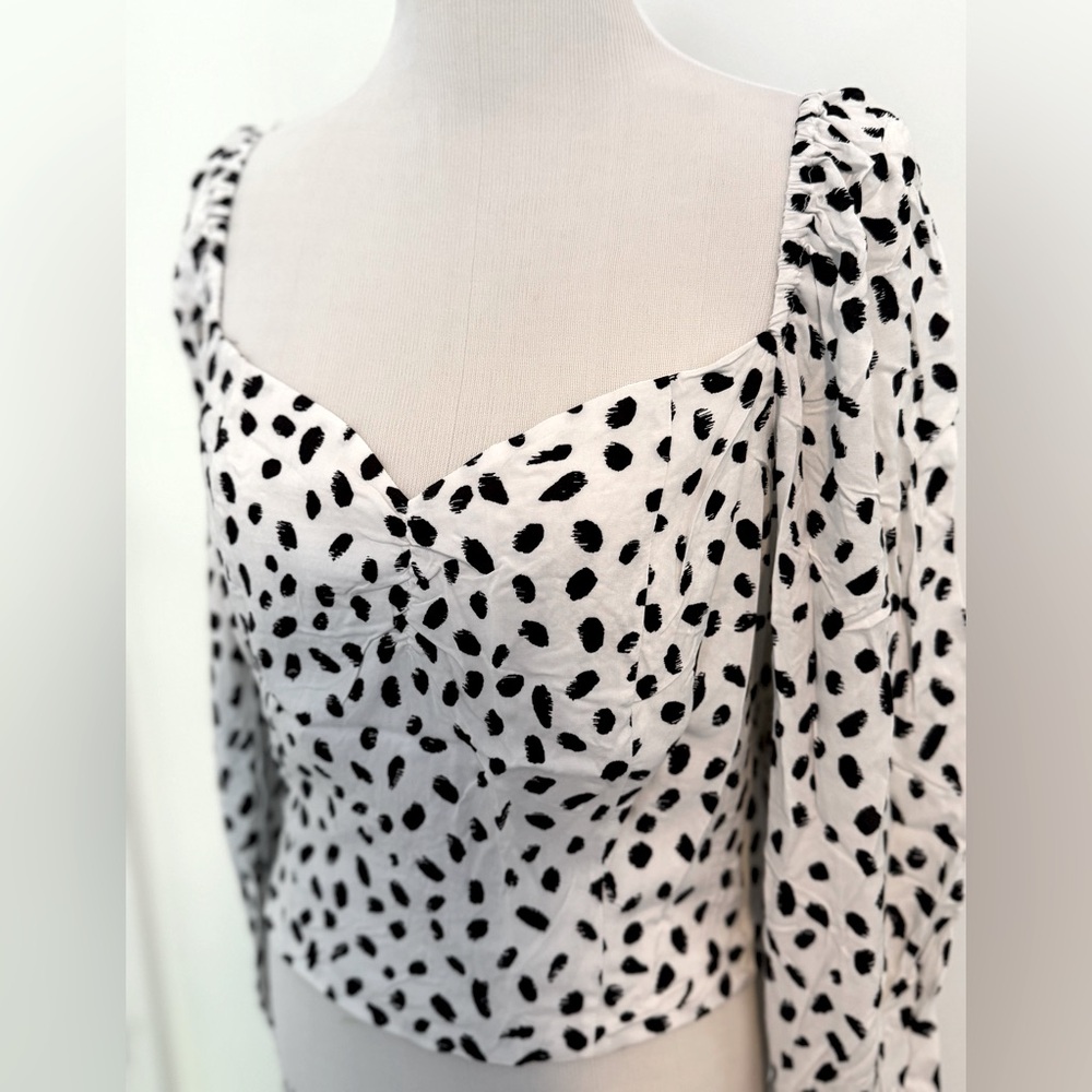 NEW Stylish Black and White Polka Dot Women's Top Size XXL